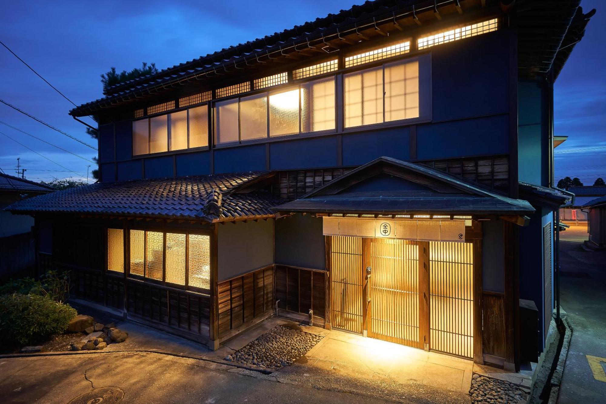 Bed And Craft Hotel Nanto Exterior photo