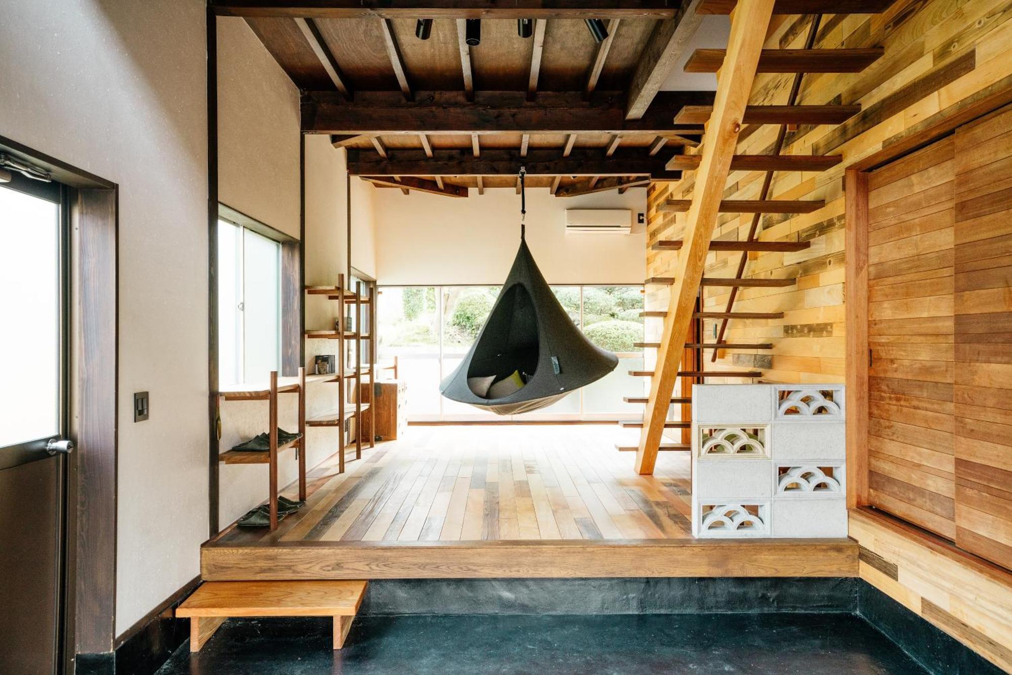 Bed And Craft Hotel Nanto Room photo
